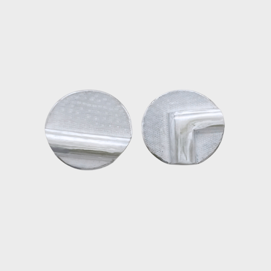 Silver Chased Path Studs