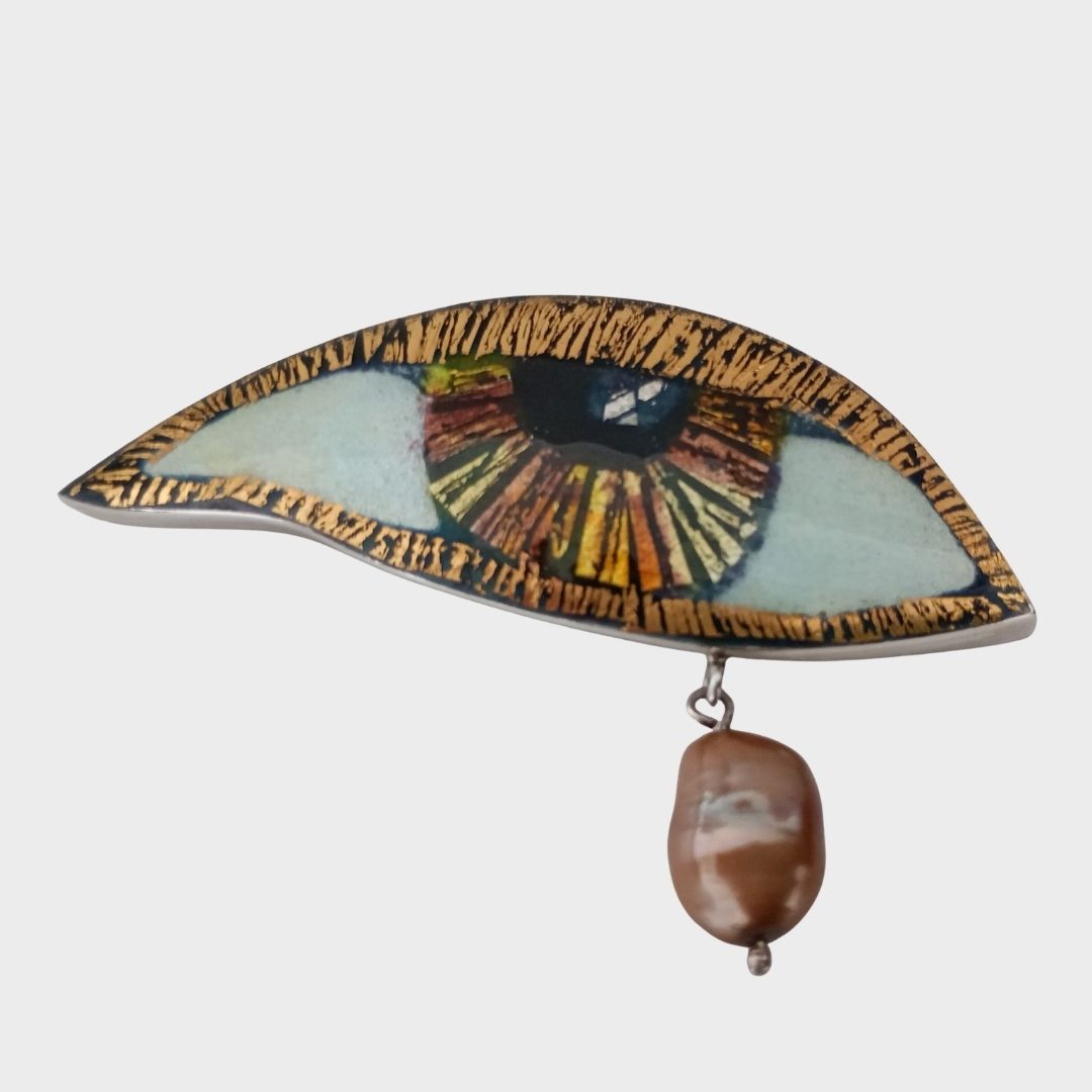 Medium Brown Eye Brooch